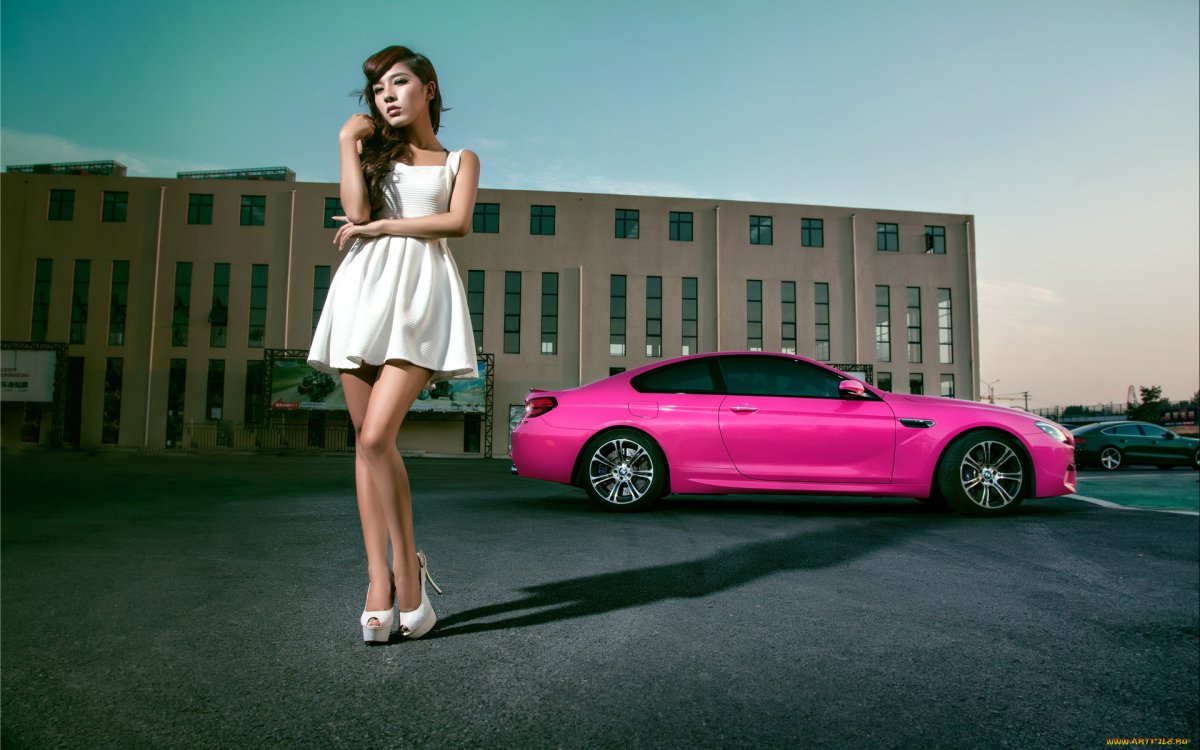 Розовые автомобили для девушек