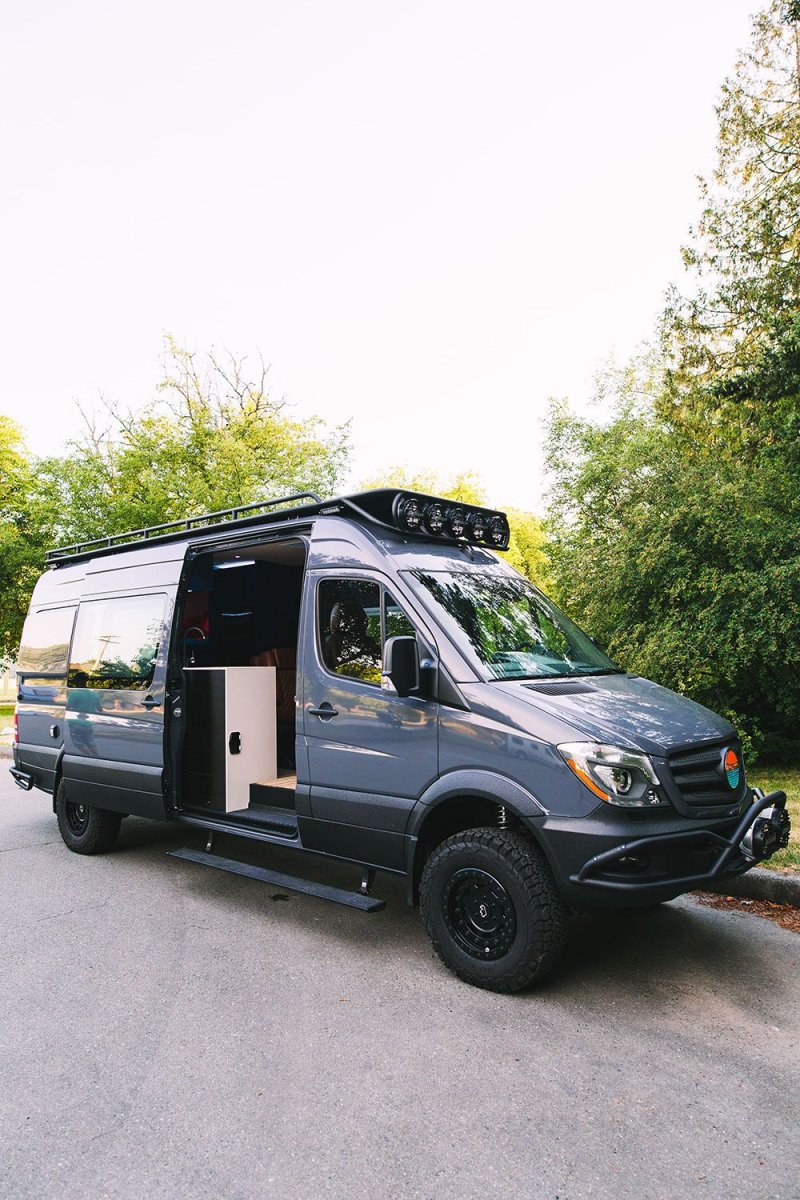 Mercedes Benz Sprinter Camper van