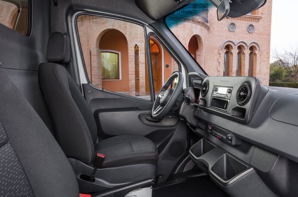 Mercedes Sprinter 2020 салон