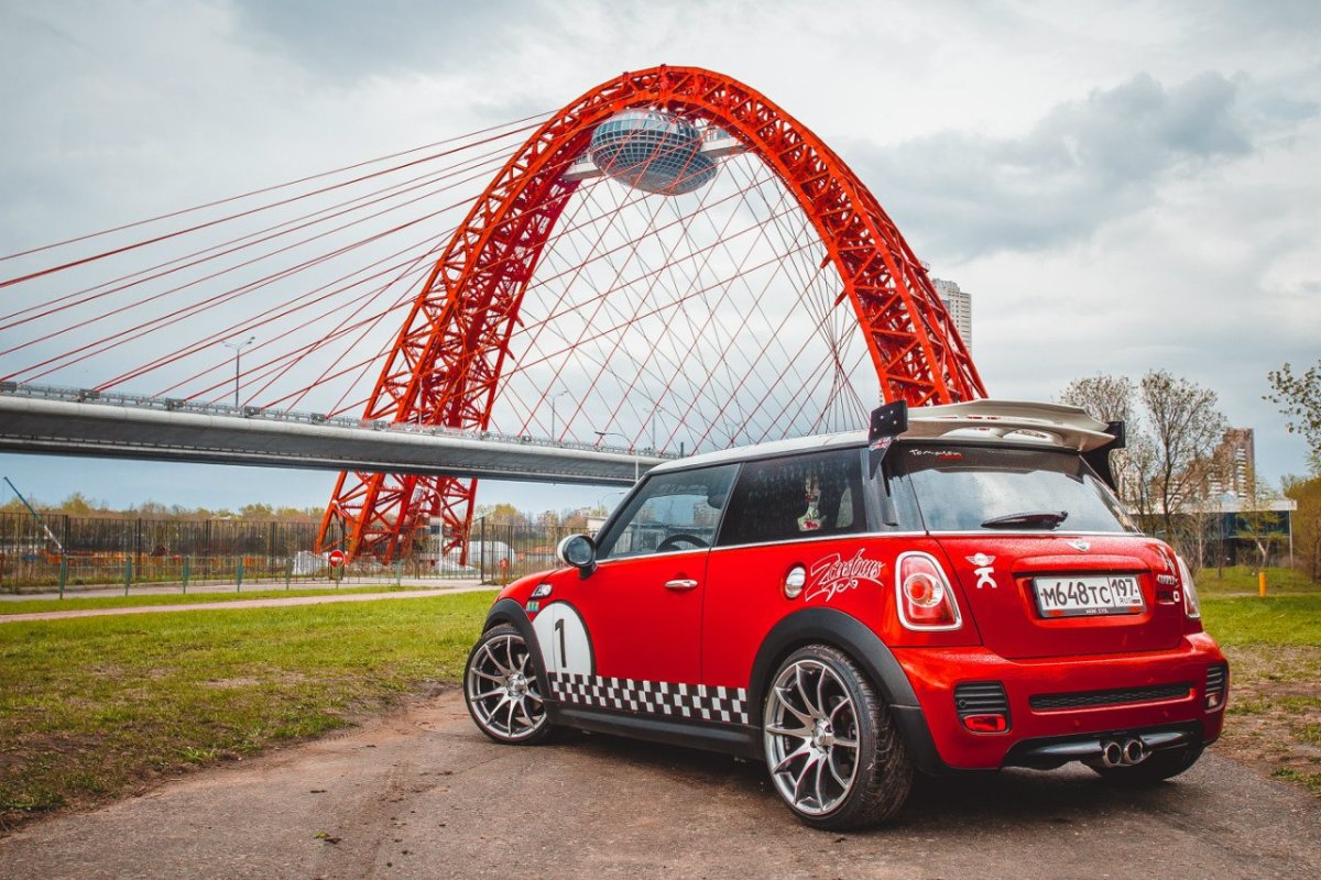 Mini Cooper s r56 красный