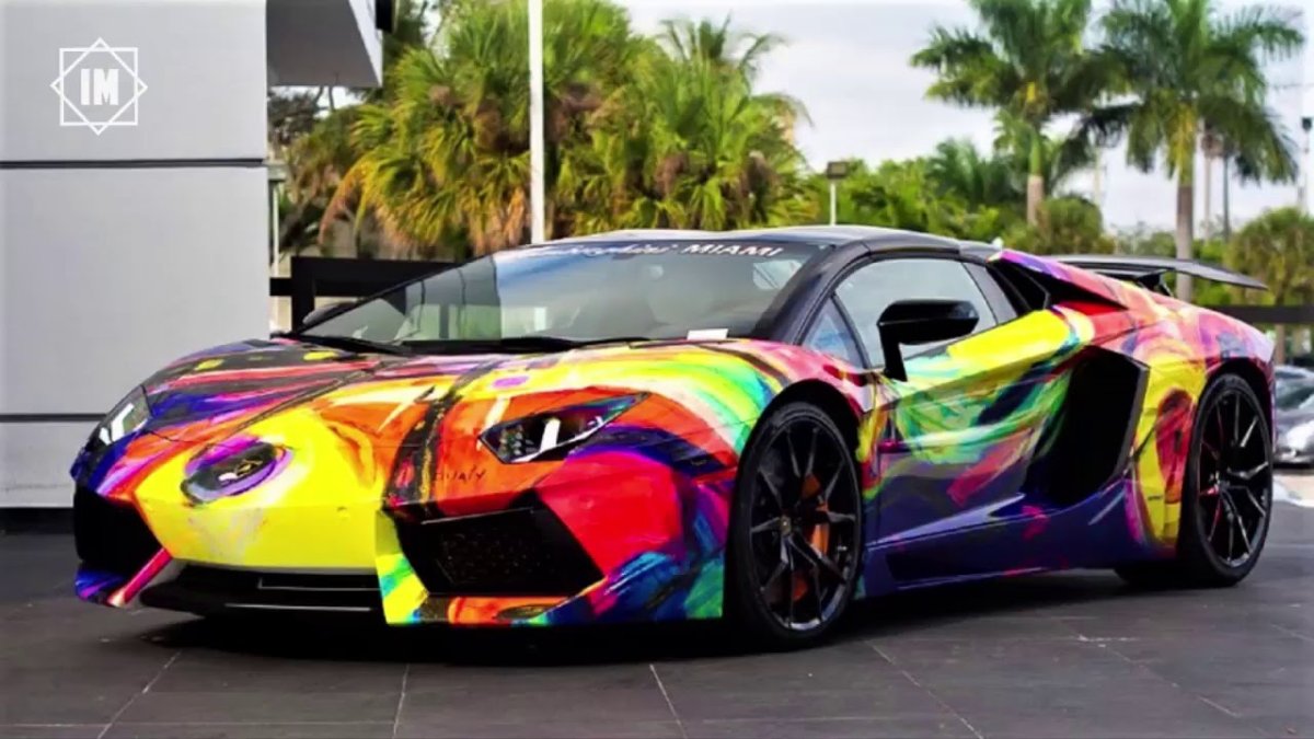 Разноцветная Lamborghini Aventador 6ix9ine