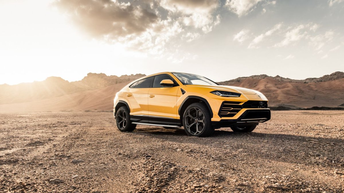 Lamborghini Urus каршеринг