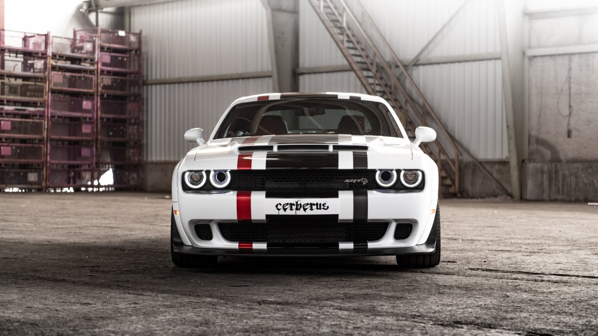 Dodge Challenger srt 2019