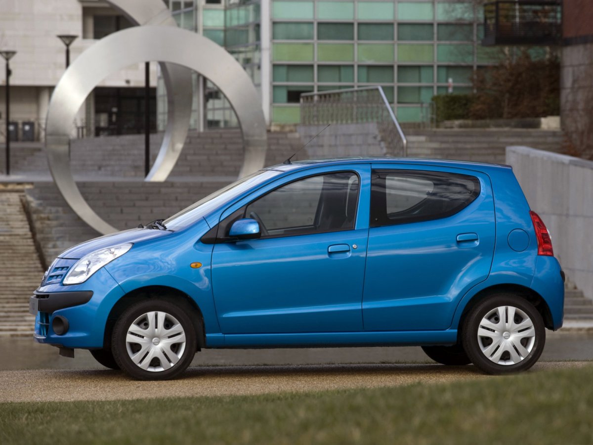 Nissan Pixo 2010