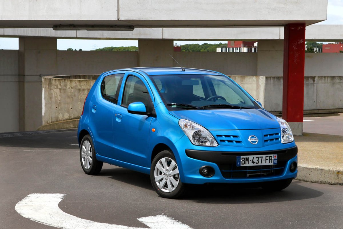 Nissan Pixo