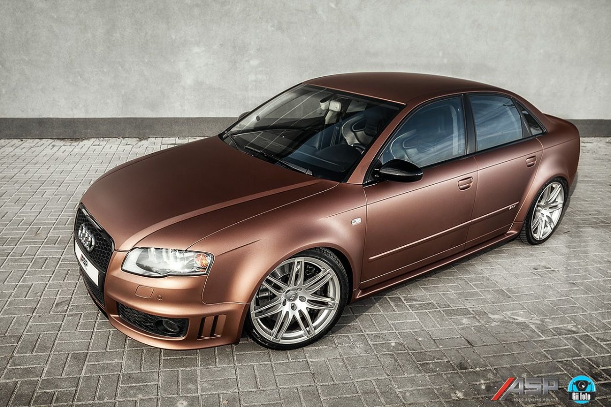Audi бронзовый матовый