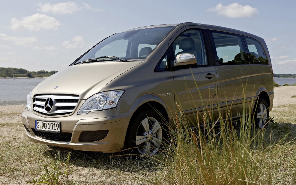 Mercedes-Benz Viano 2010