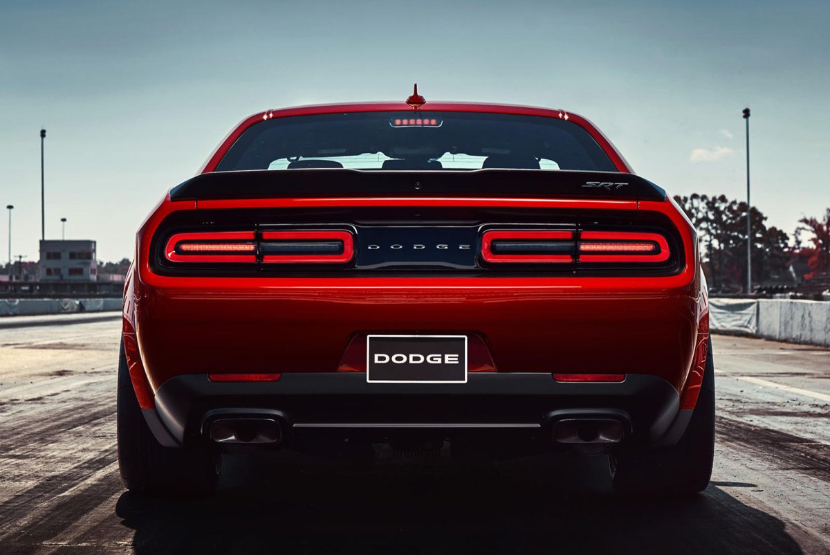 Новый dodge Challenger 2020