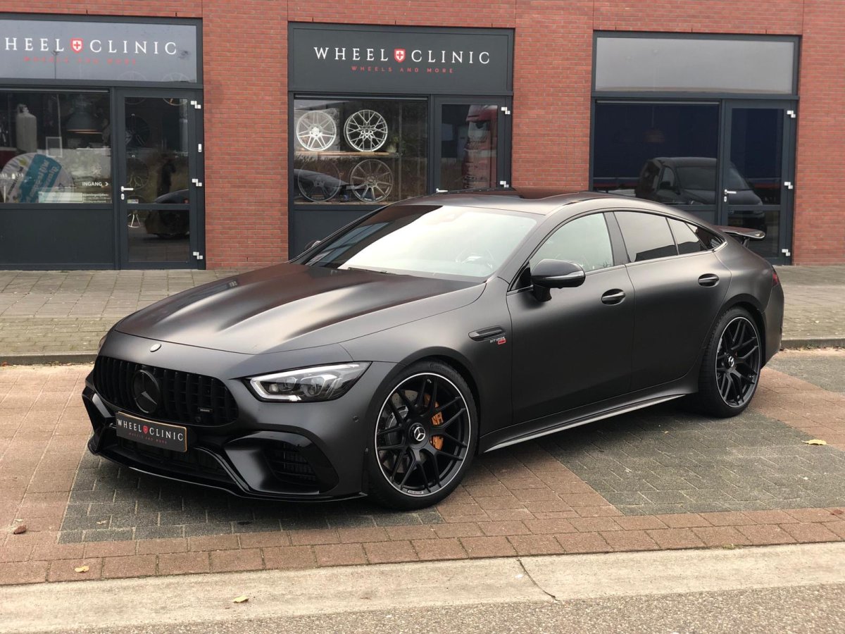 Mercedes AMG gt 63