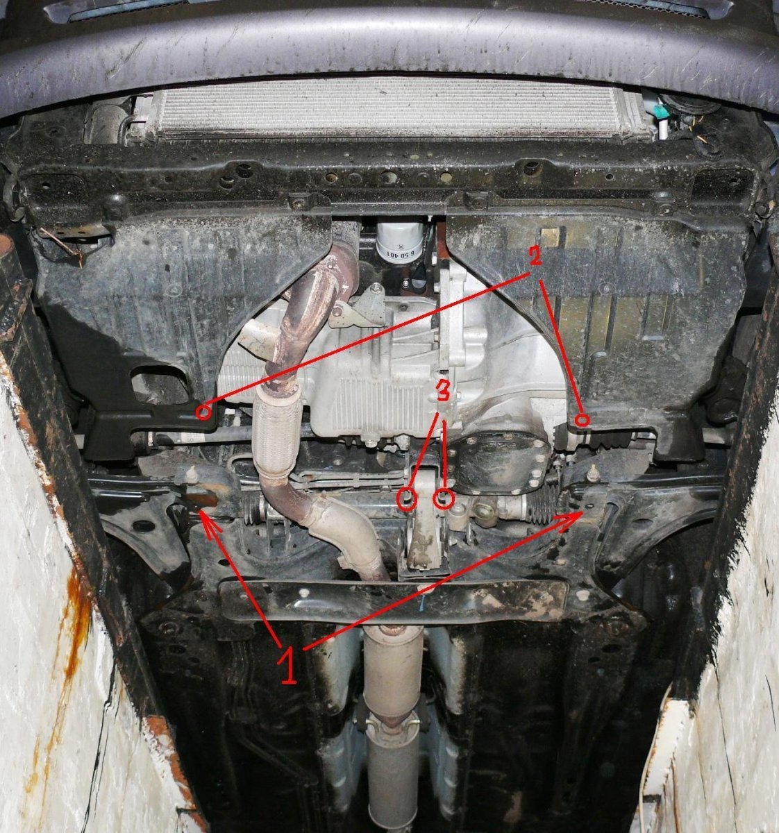Лачетти седан 1.6 днище