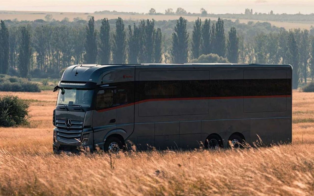 Автодом dembell Mercedes-Benz Actros