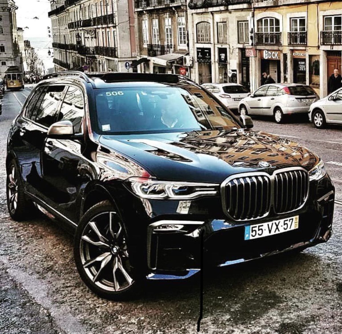 Джип БМВ x7