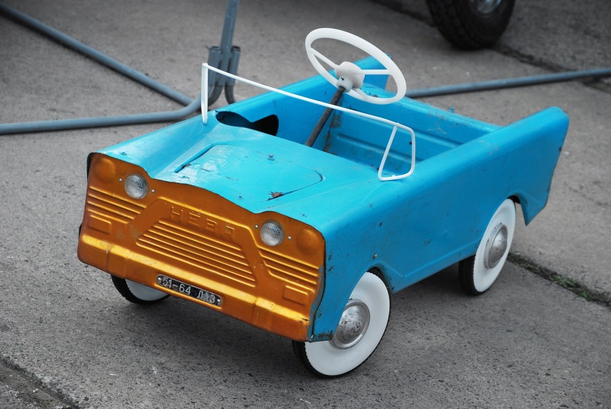 Машинка Орленок