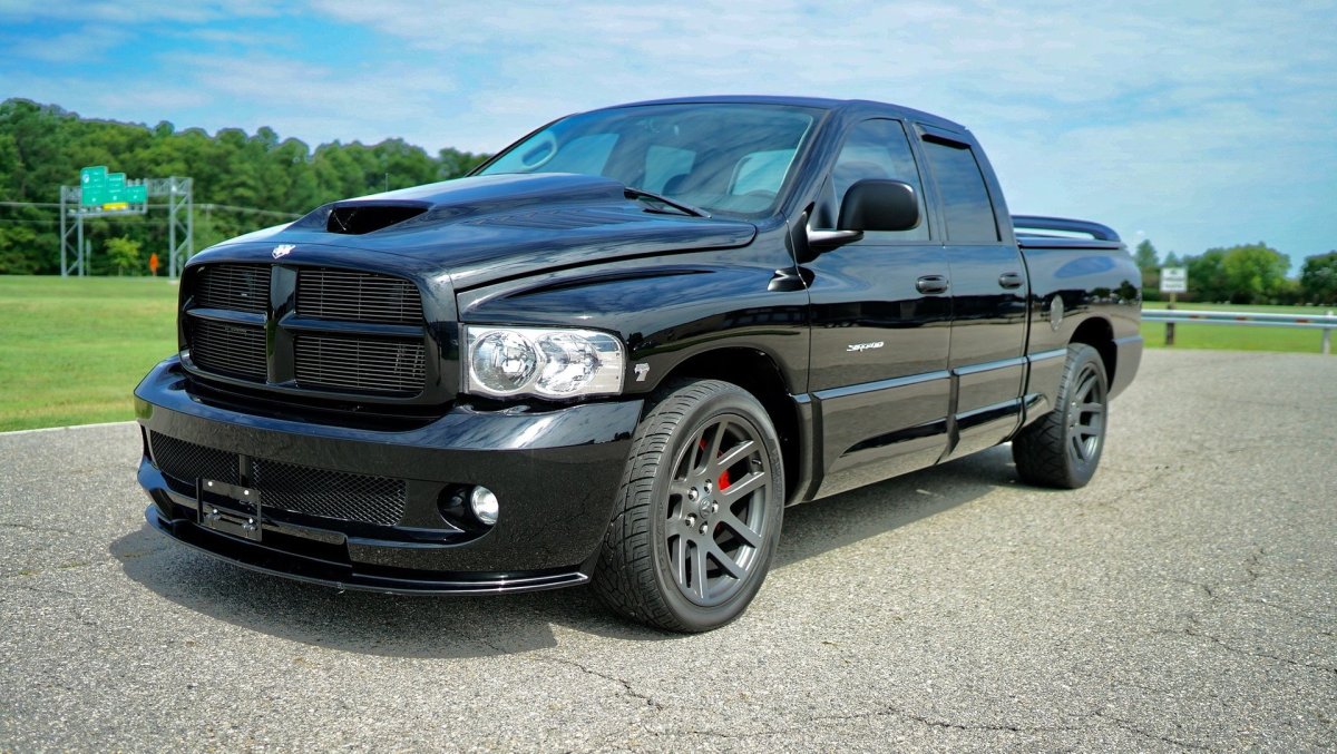 2005 Dodge Ram srt-10