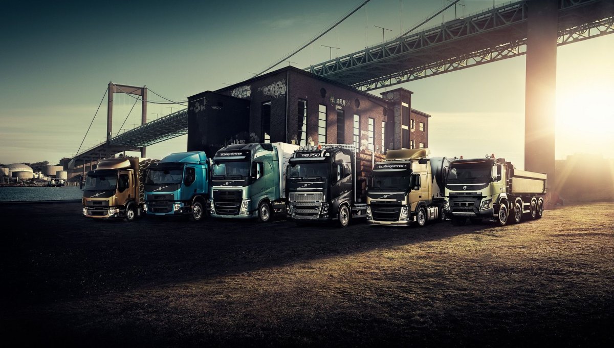 Volvo Trucks 1600х900