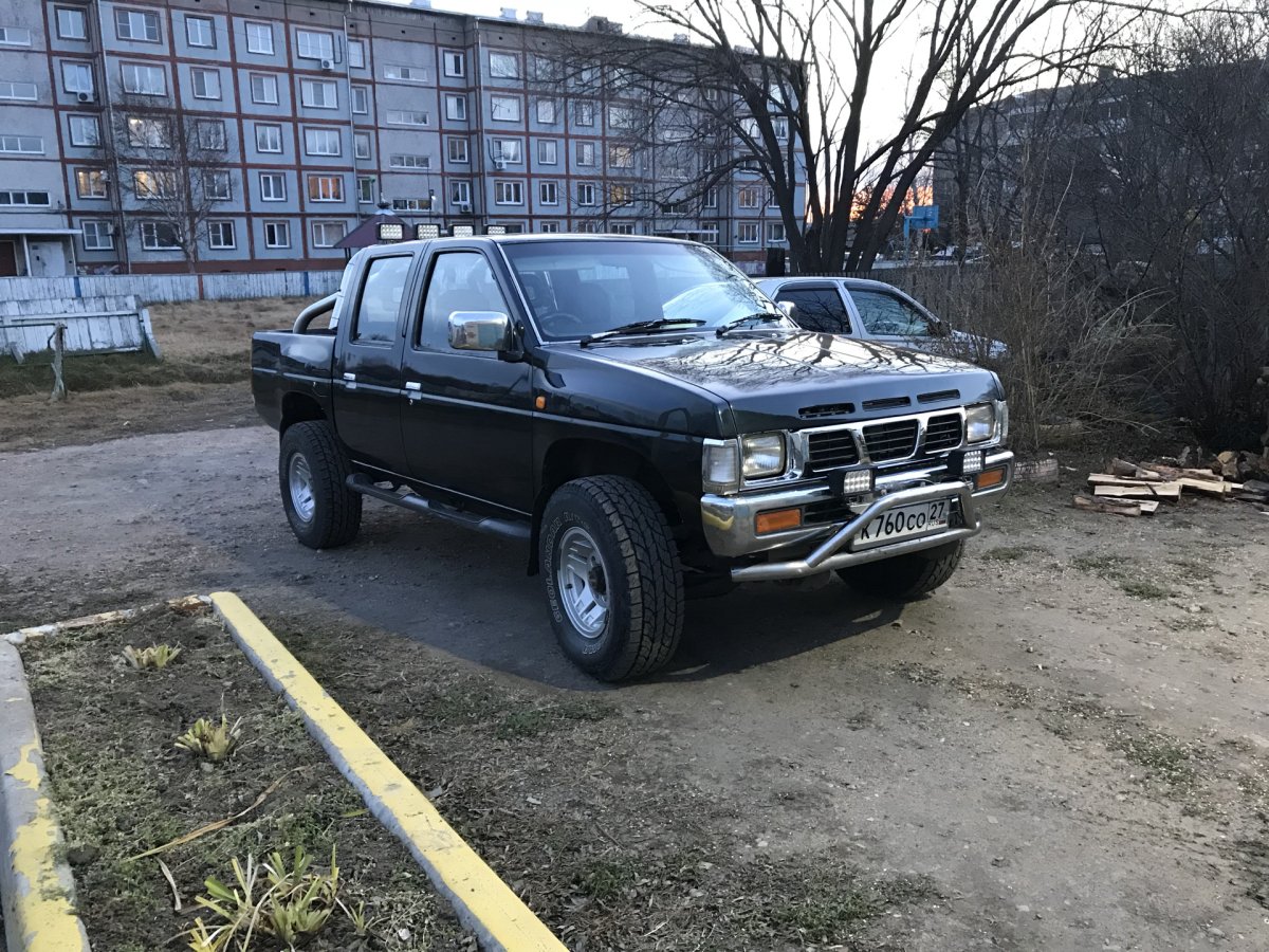 Nissan Datsun d21