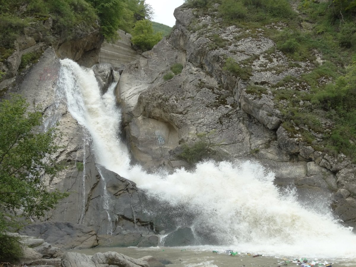 Достопримечательности Дагестан водопады хучинский