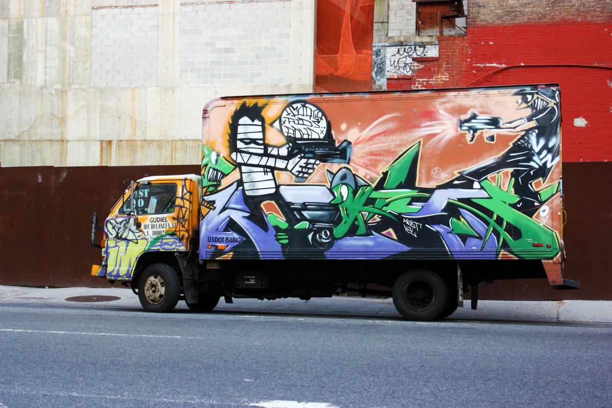 Граффити на грузовиках
