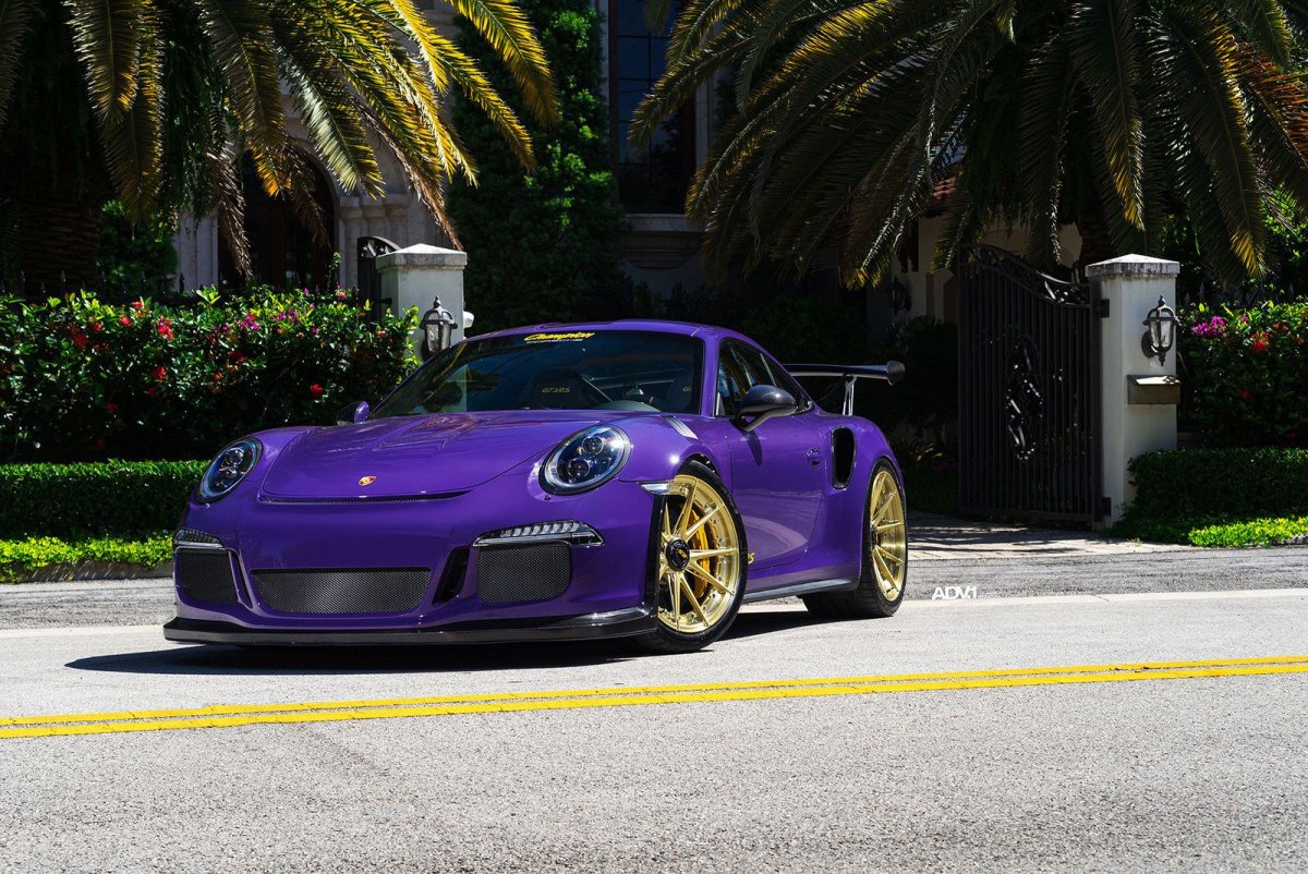 Porsche 911 gt3 Purple