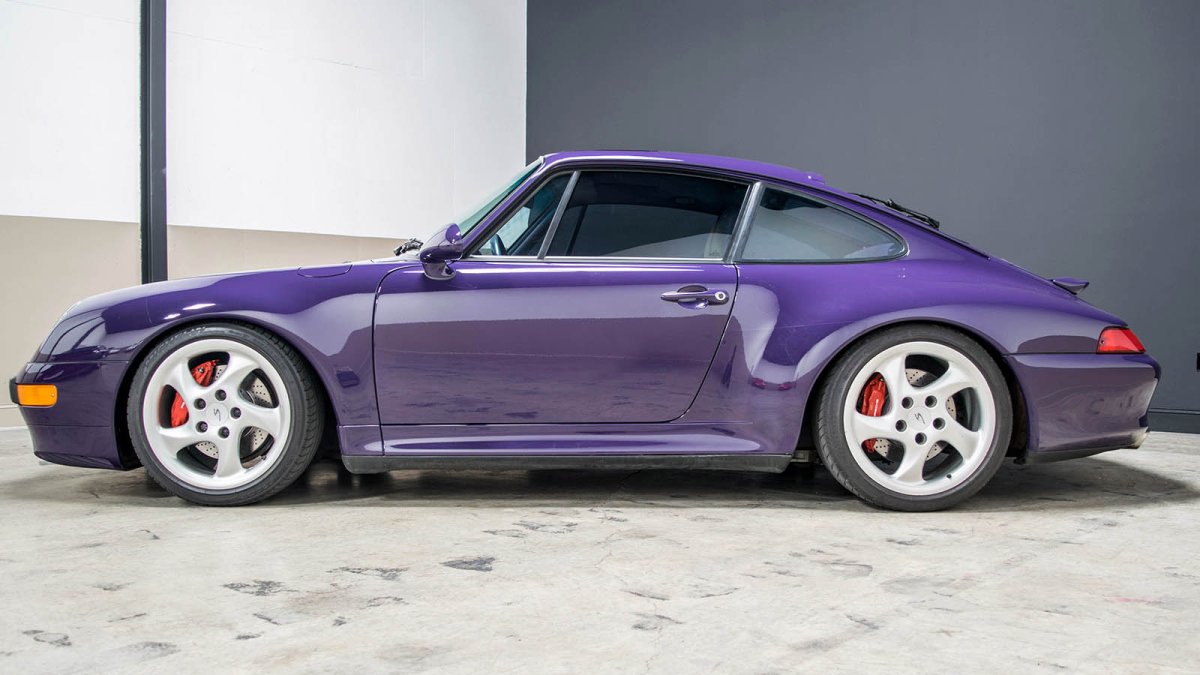 Porsche 911 фиолетовый