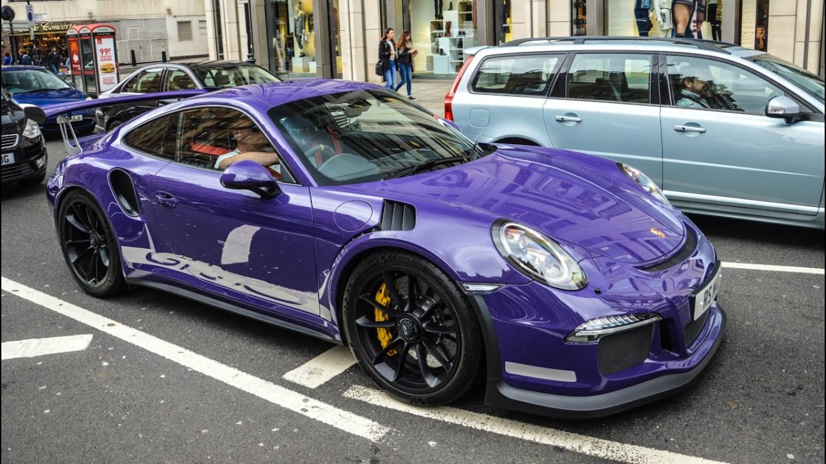 Porsche 911 gt3 RS Purple