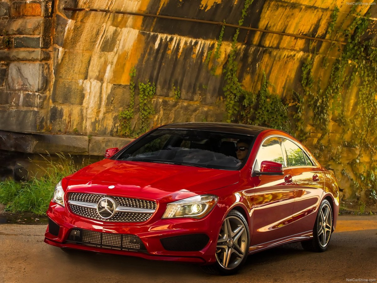 Mercedes Benz CLA 250 AMG