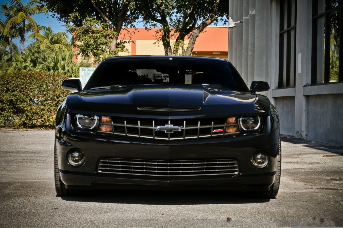 Chevrolet Camaro SS черный