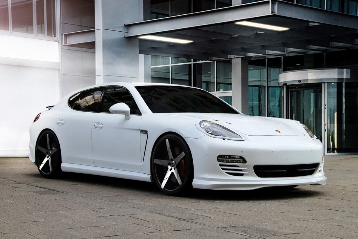 Porsche Panamera Lexani
