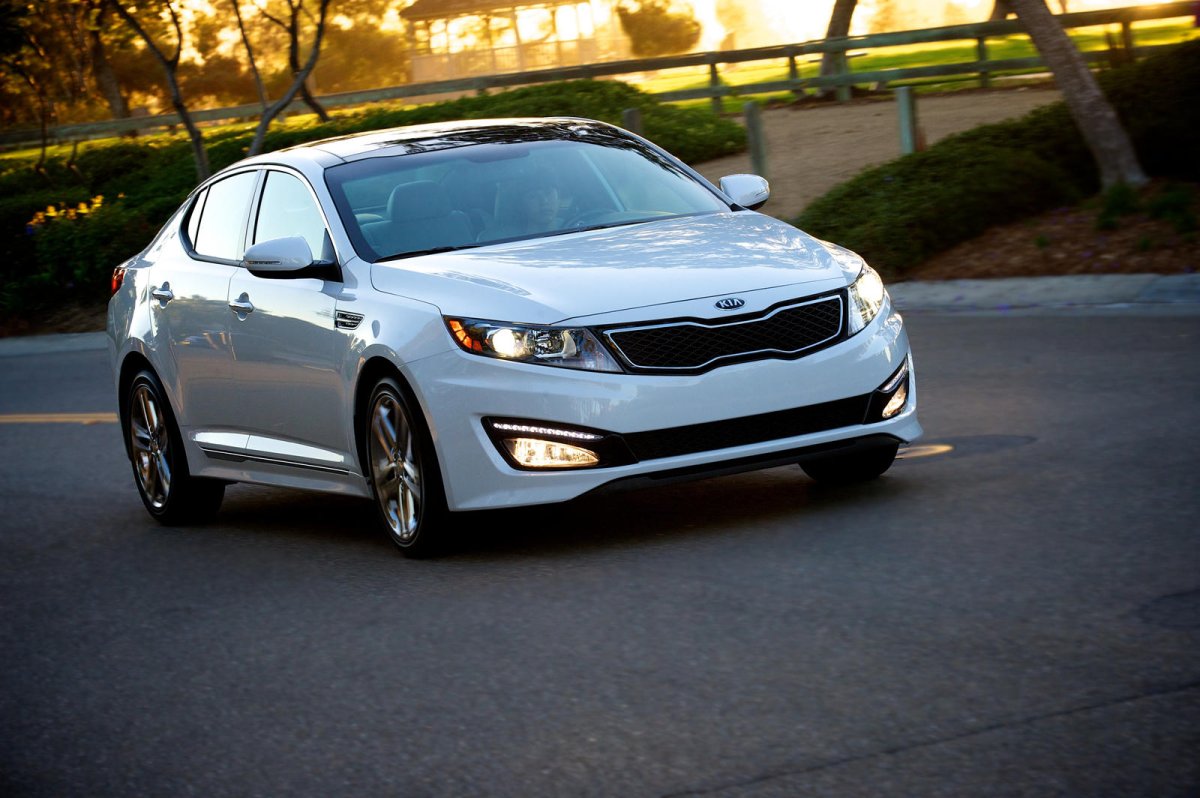 Kia Optima Hybrid 2013