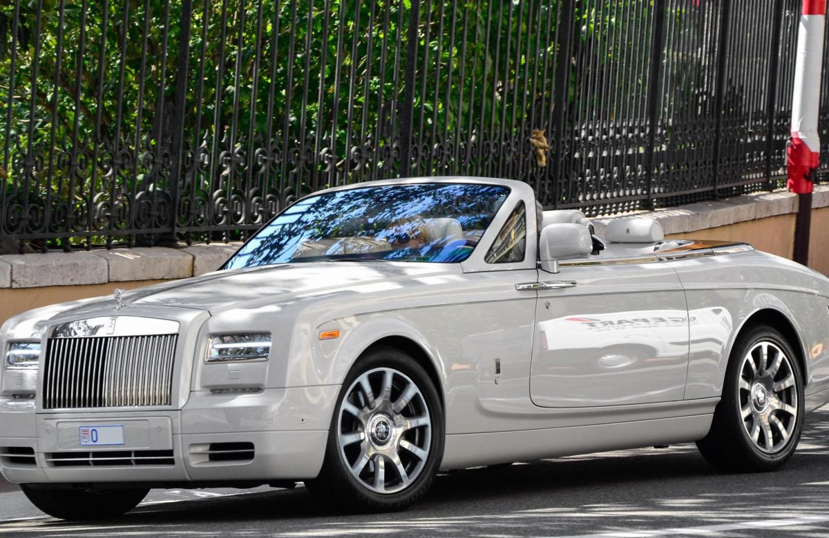 Роллс Ройс Phantom Drophead Coupe