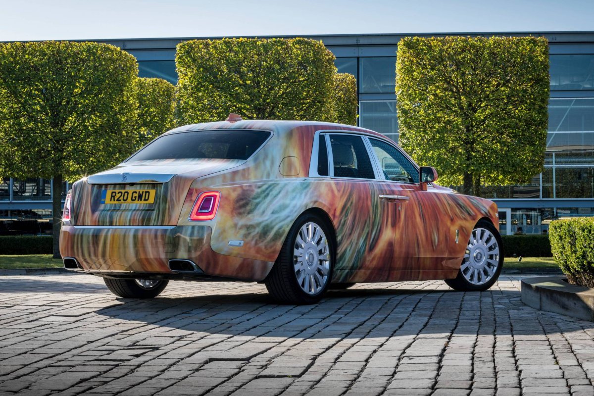 Rolls Royce Phantom винил