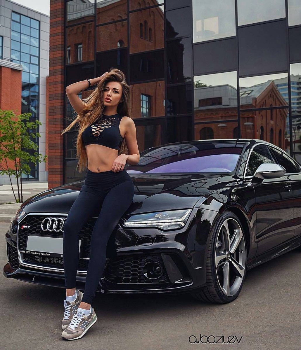 Ауди rs7 девчонка