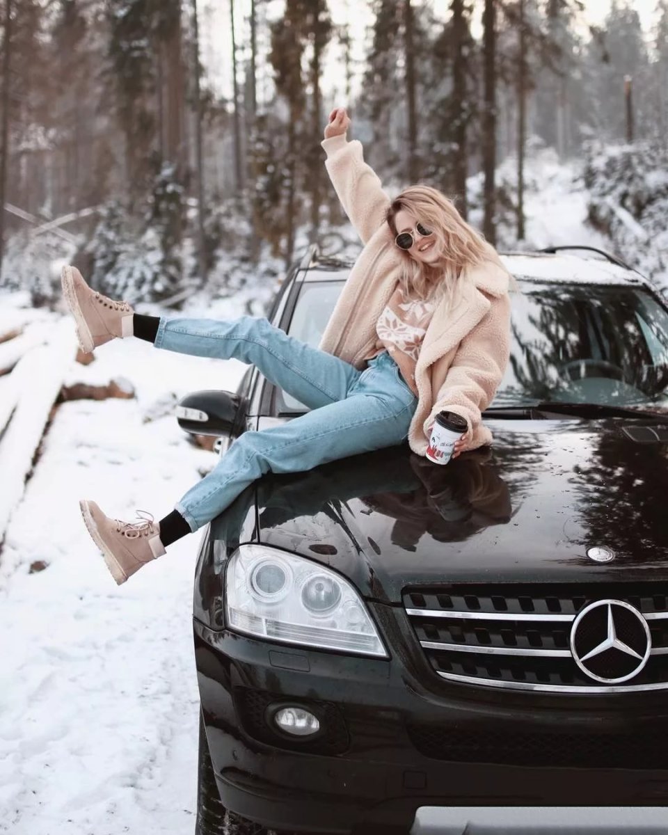 Зимняя фотосессия с автомобилем