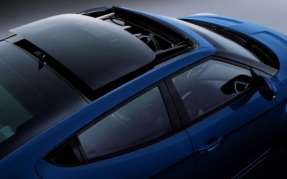 Veloster Hyundai 2012 с люком