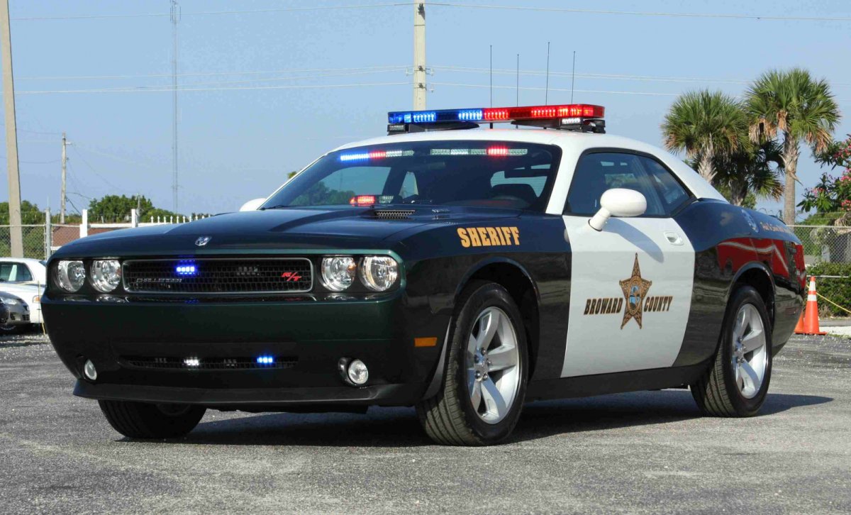 Dodge Challenger srt8 Police