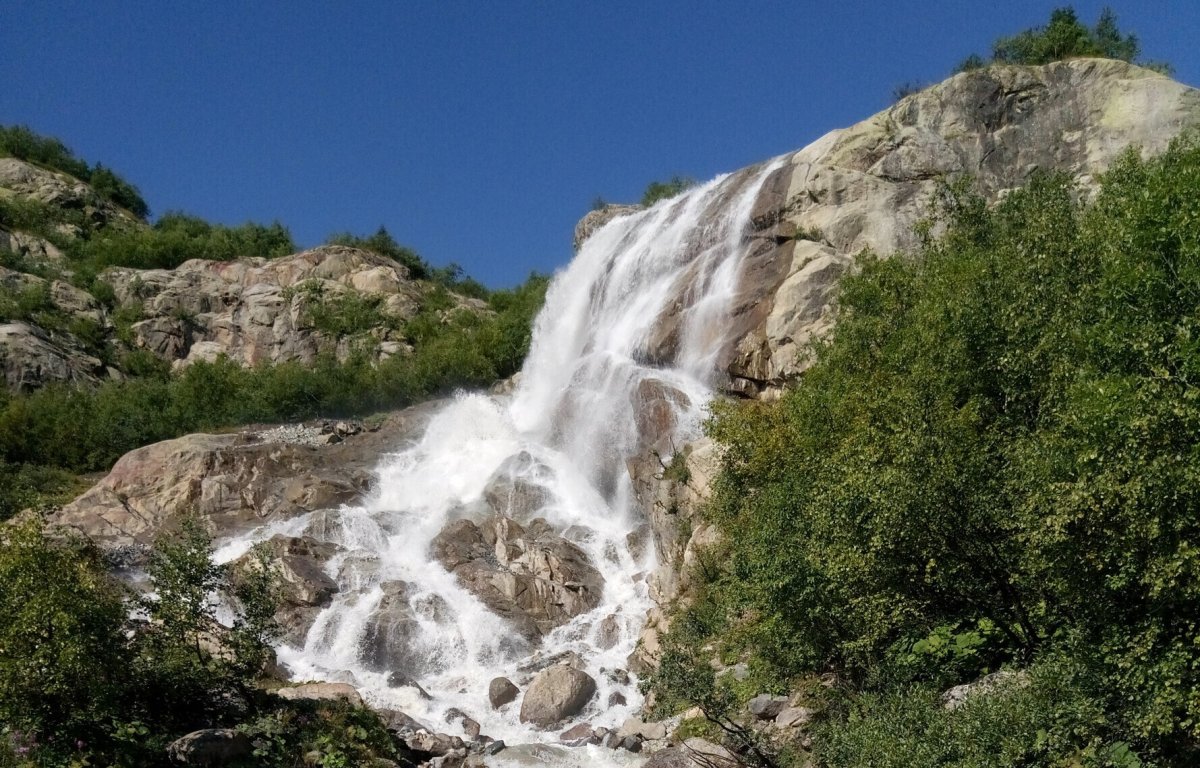 Софруджинский водопад Домбай