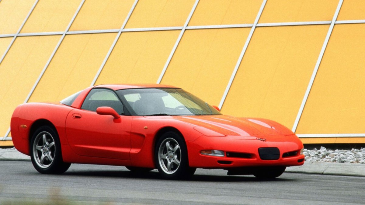 Chevrolet Corvette 2000 купе