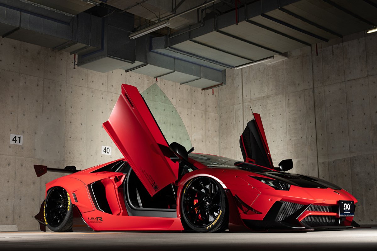 Lamborghini Aventador lb Performance