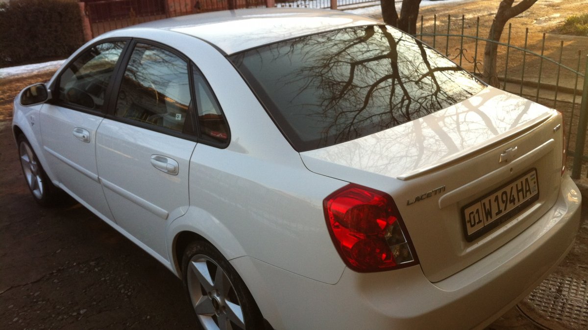 Лип спойлер Lacetti седан