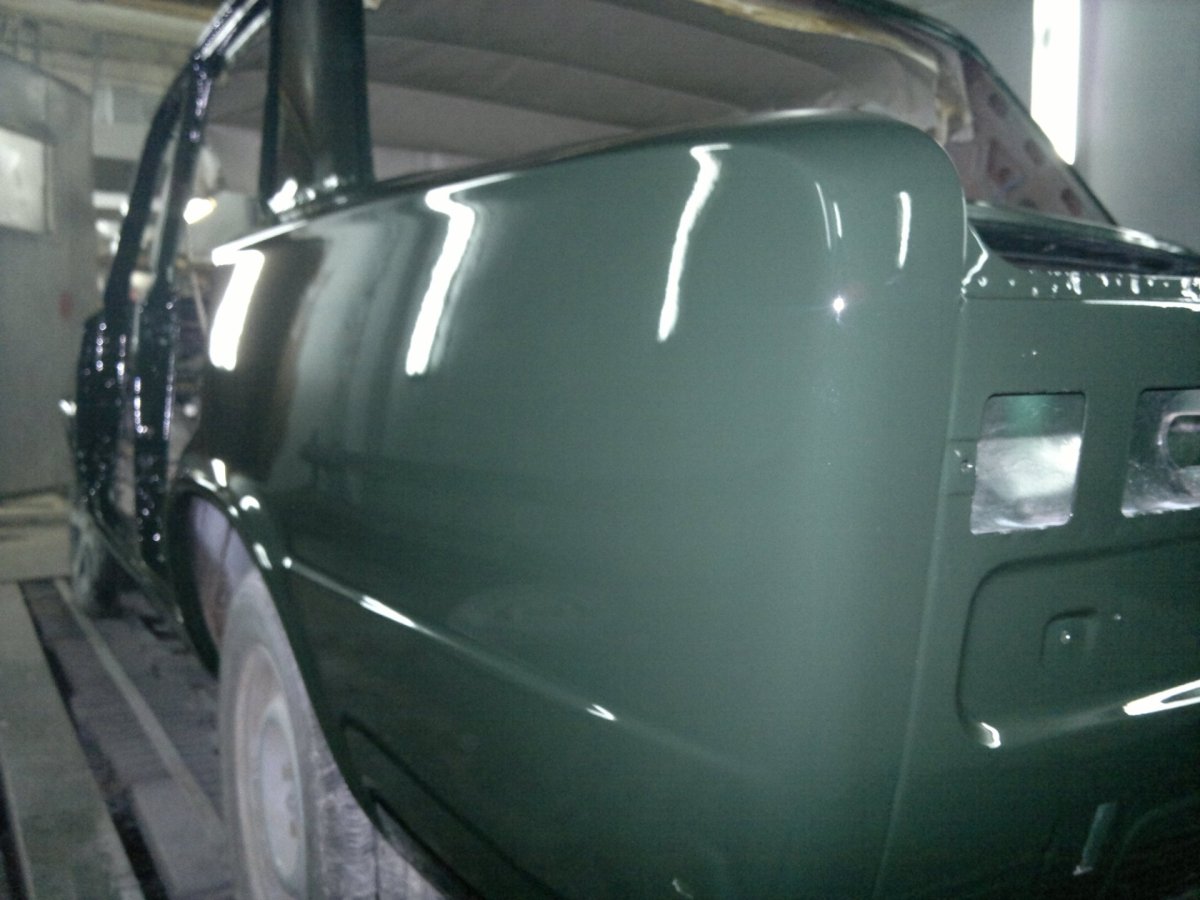 Автомобиль в молотковой краске