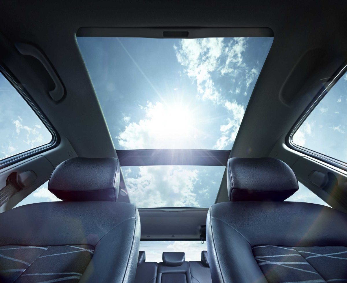 Kia Venga панорамная крыша