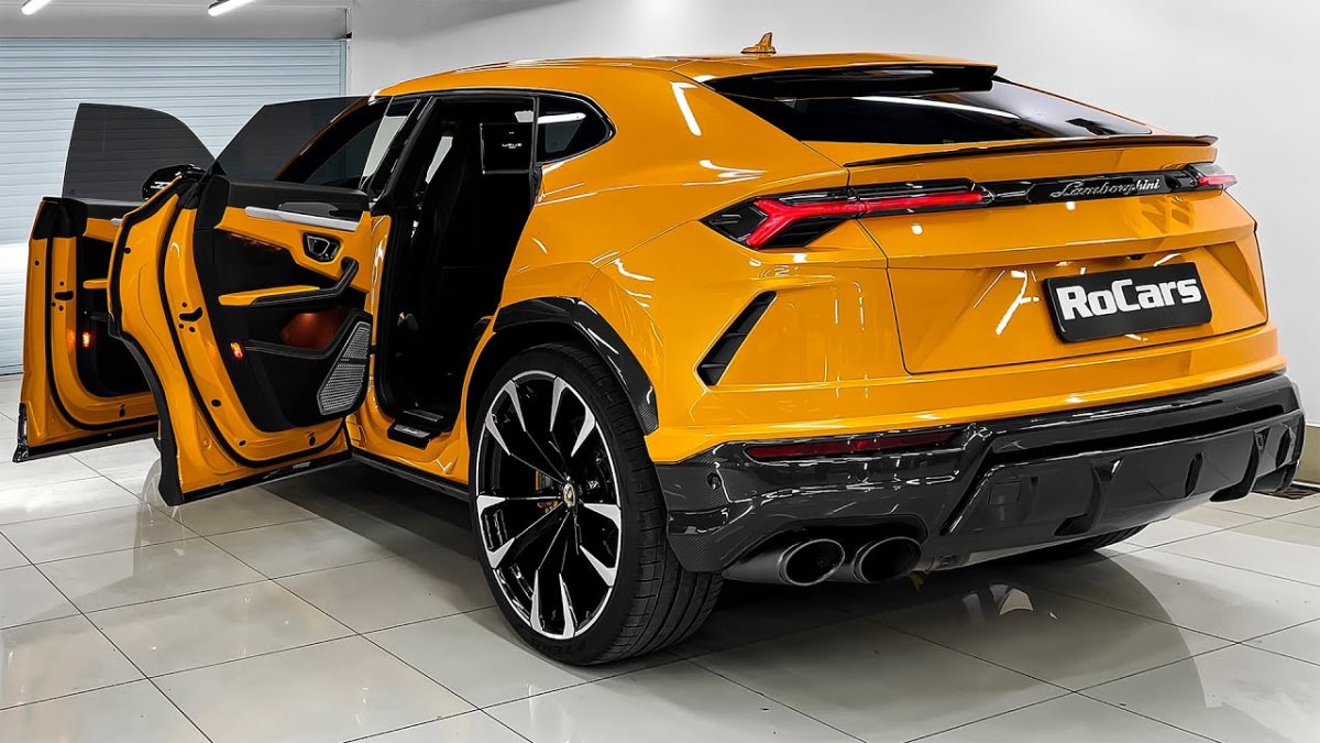 Lamborghini Урус 2022