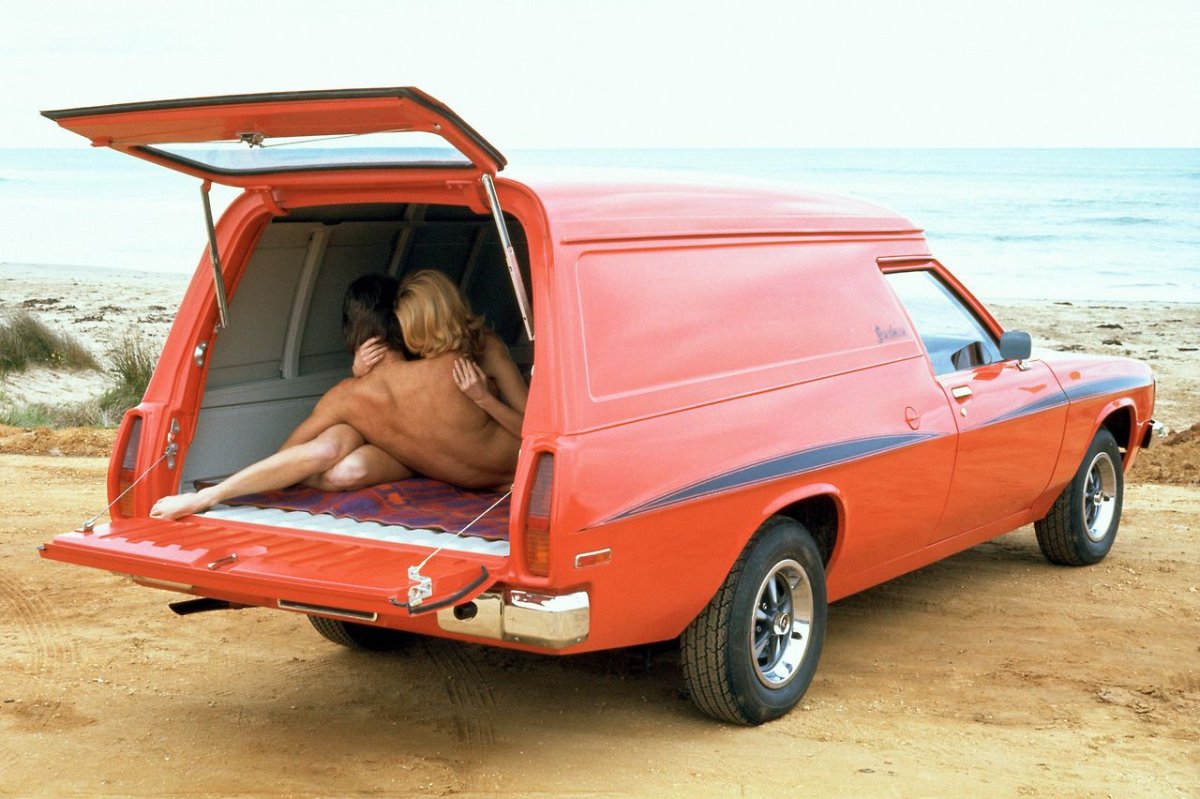 Holden Sandman машина