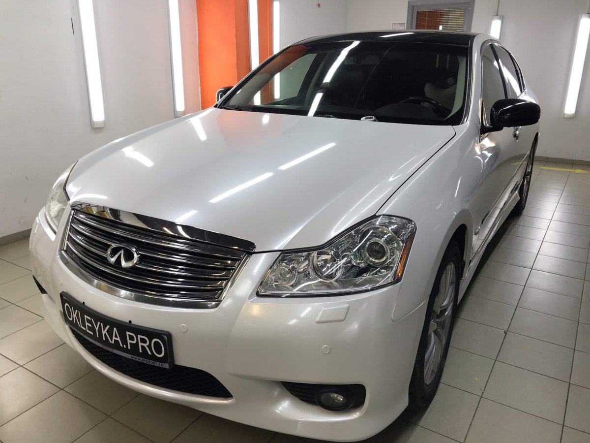 Инфинити м35 белый