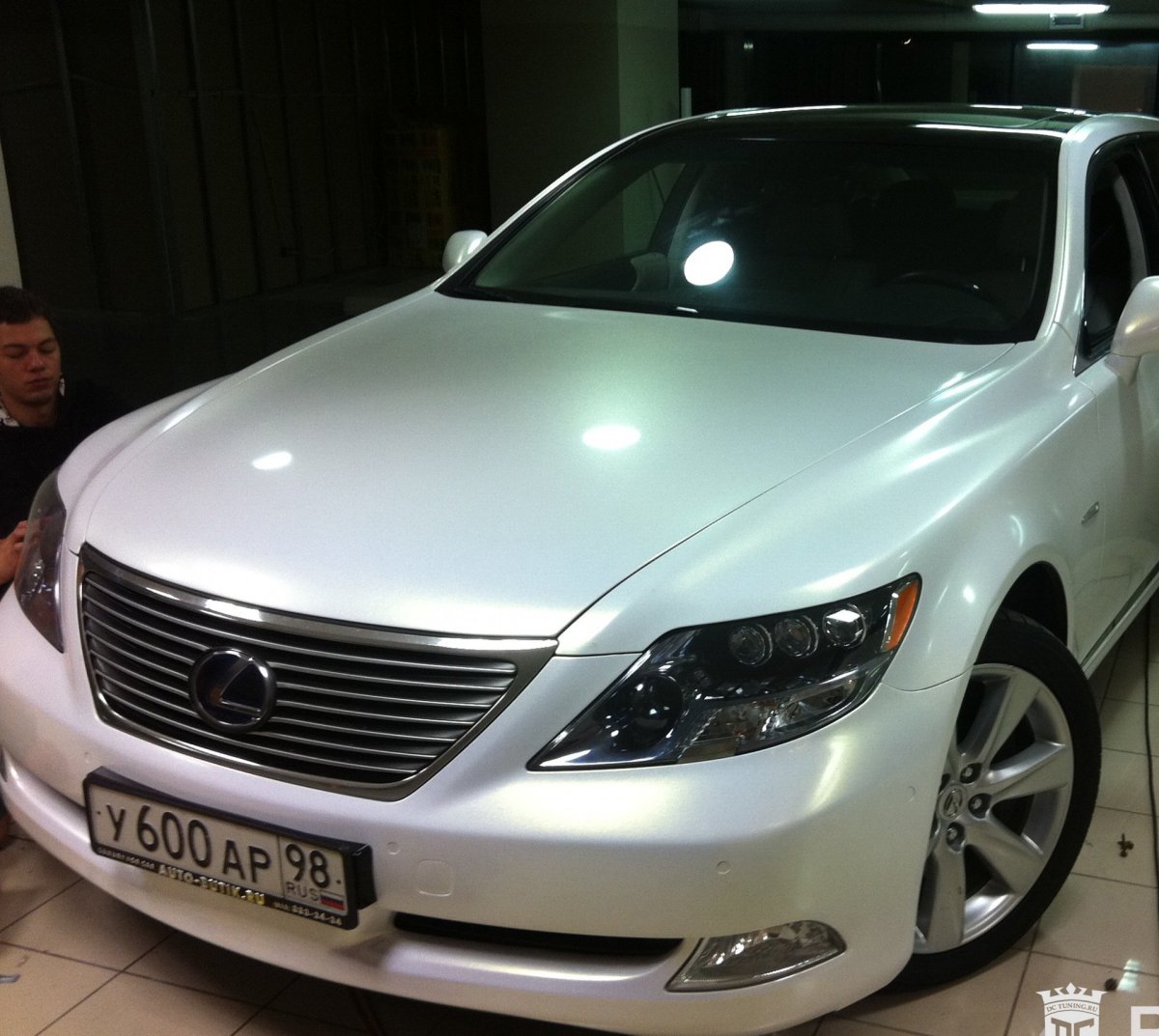 Тойота Марк белый хамелеон