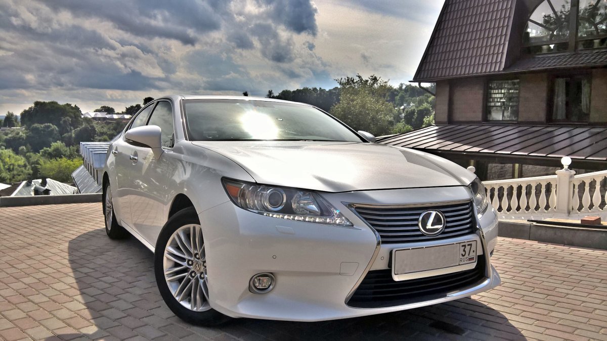 Лексус седан es 250