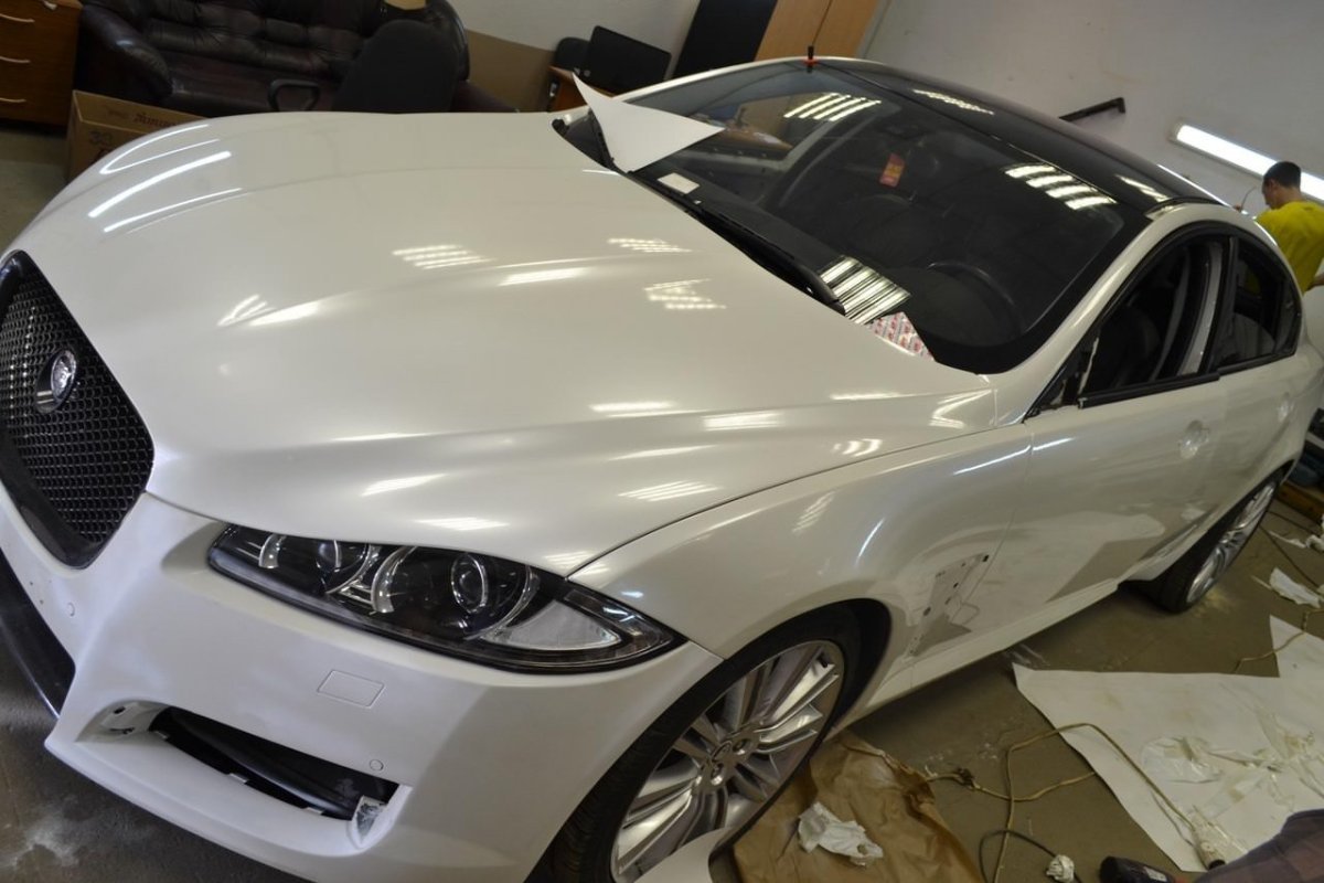 Ягуар XF перламутр