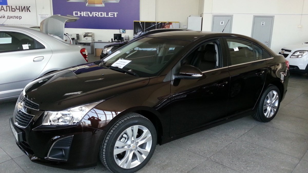 Шевроле Круз коричневый металлик