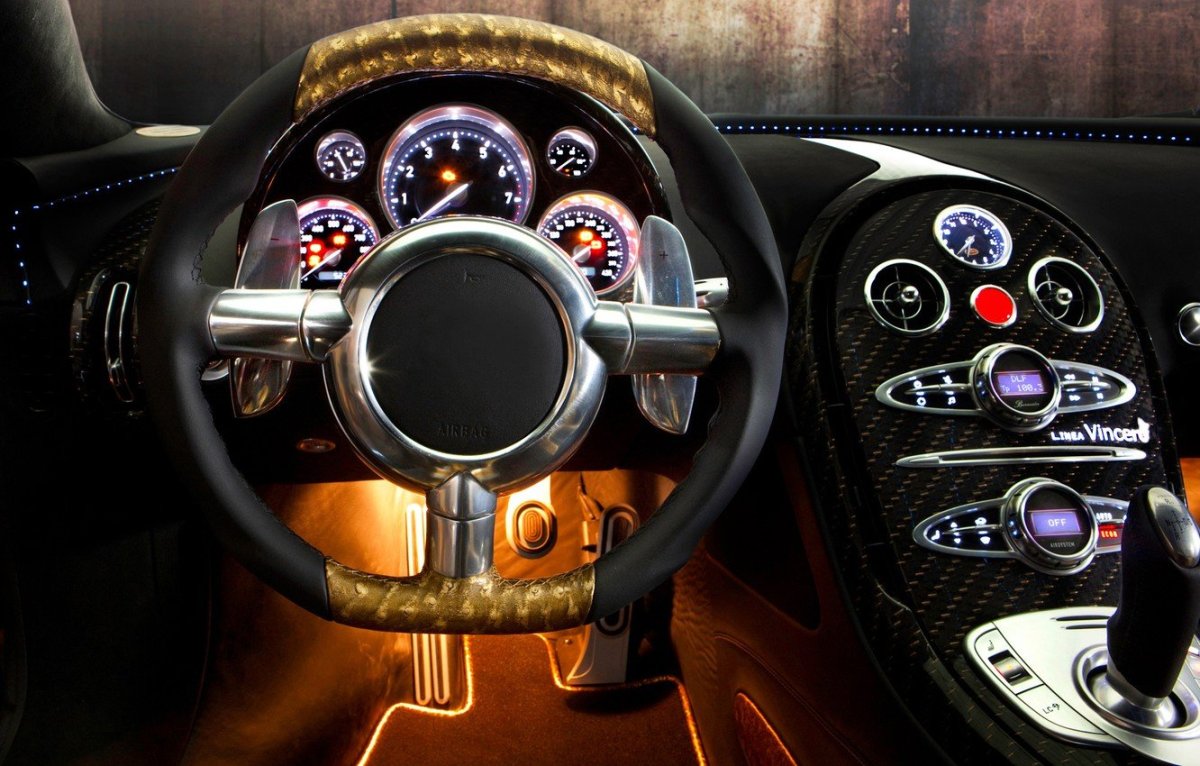 Bugatti Veyron приборная панель