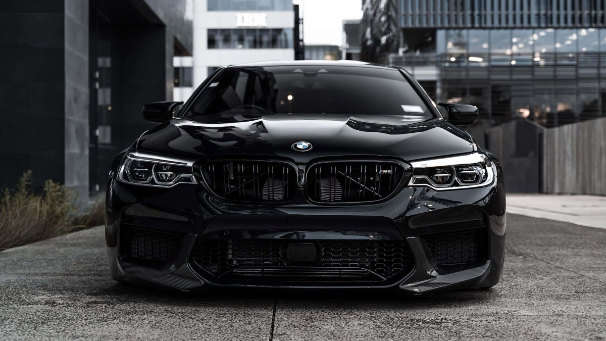 BMW m5 f90 черная